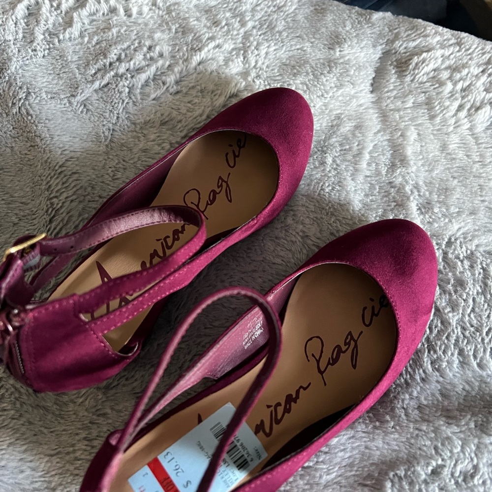 Cute wedge dress shoes